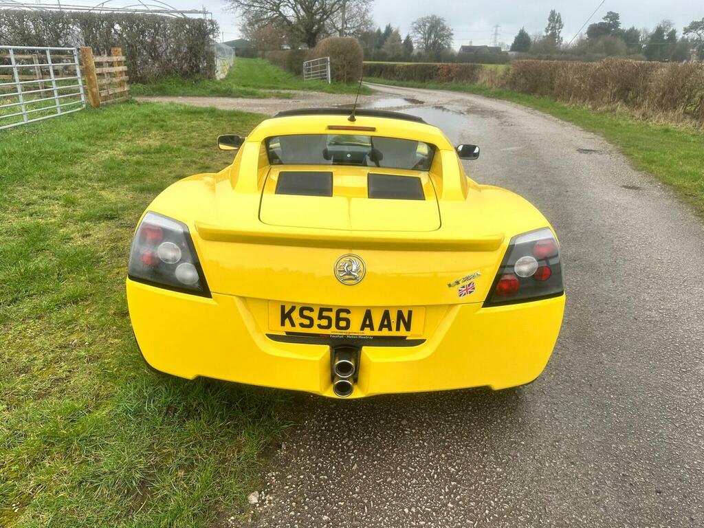 Vauxhall VX220 Turbo Grey #40