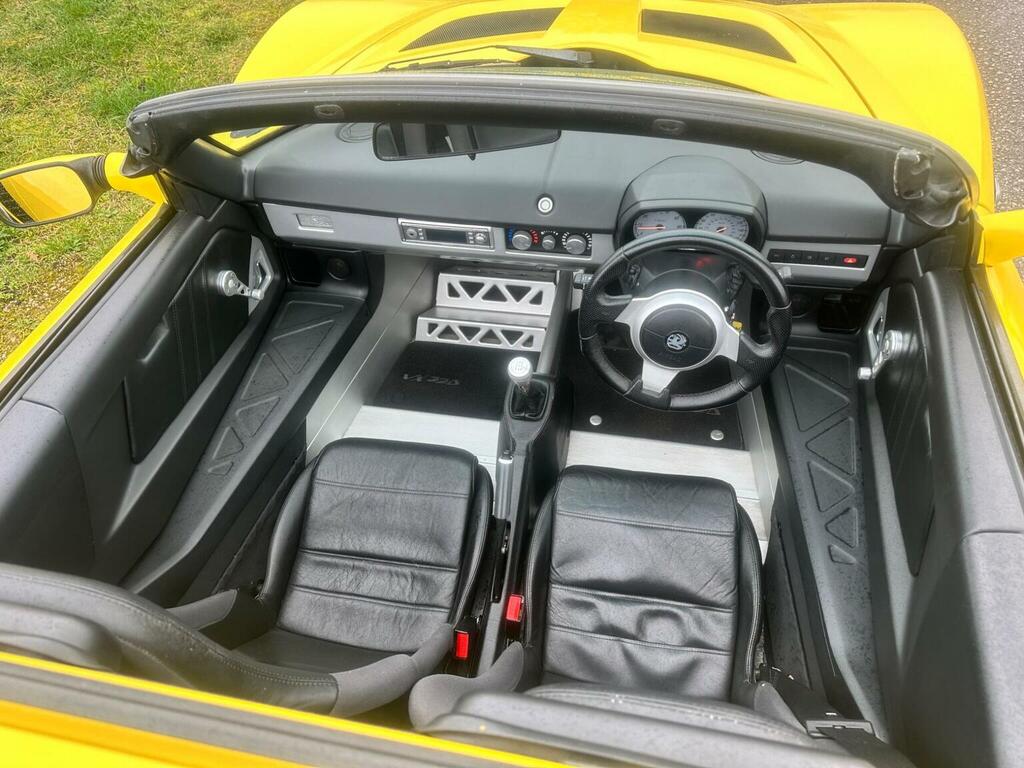 Vauxhall VX220 Turbo Grey #23