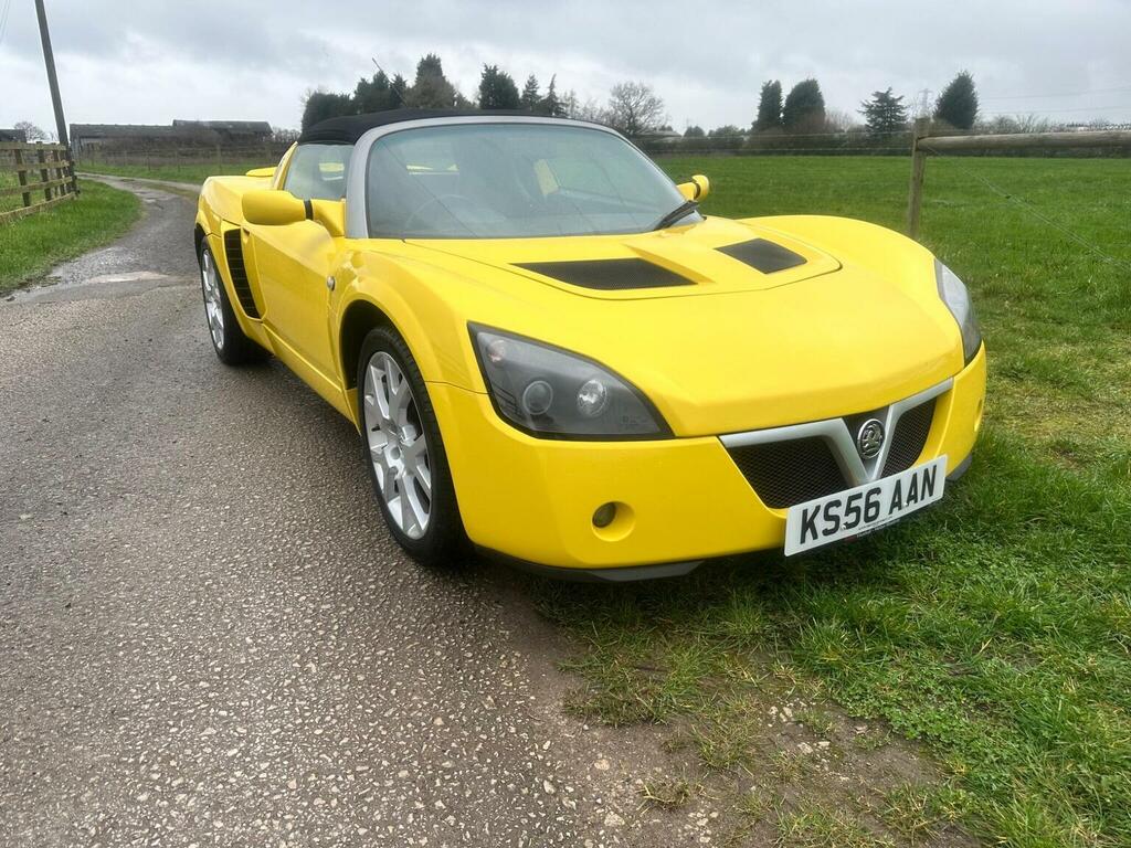 Vauxhall VX220 Turbo Grey #2