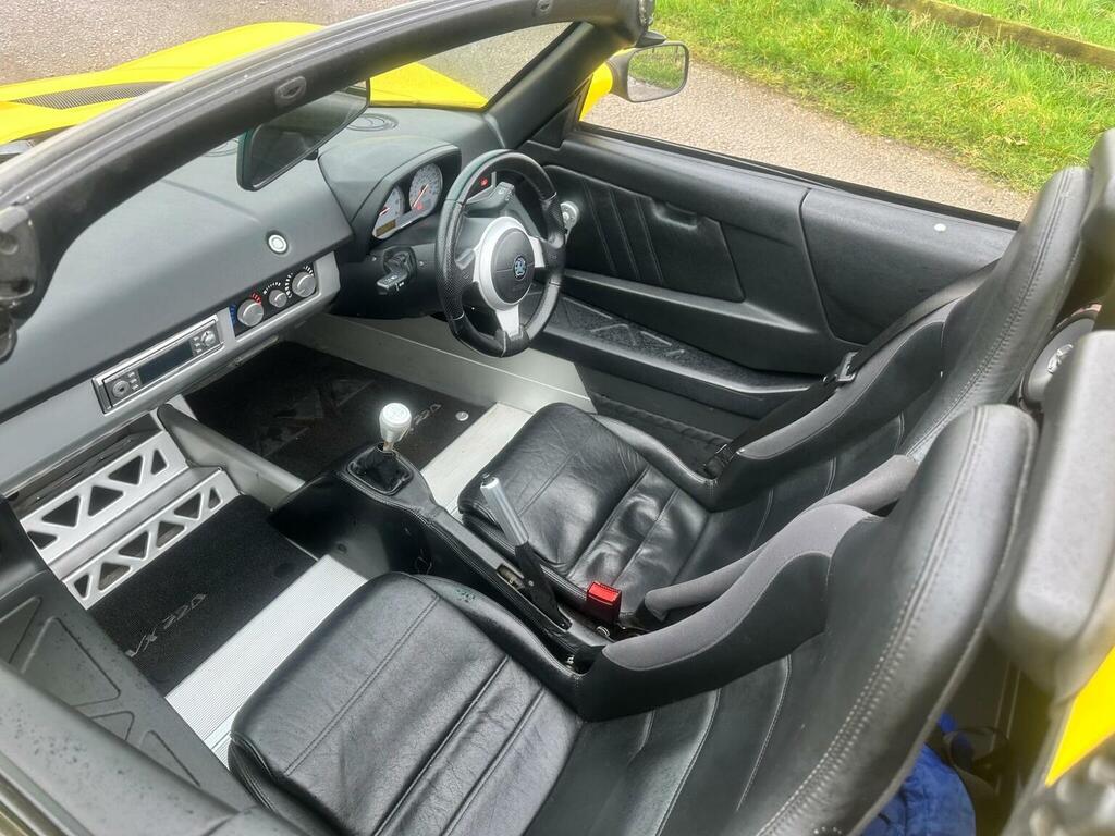 Vauxhall VX220 Turbo Grey #21