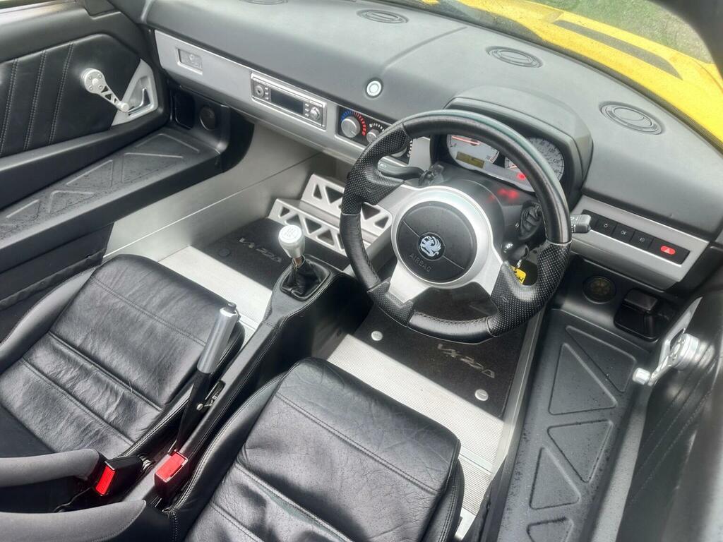 Vauxhall VX220 Turbo Grey #17