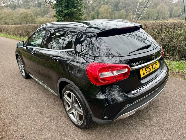 Mercedes-Benz GLA Class 2.1 Gla220d Amg Line Suv 7G-dct 4Matic LS18XDF Black #3