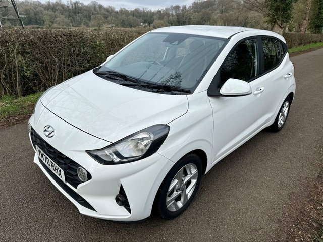Hyundai I10 1.0 Se Connect Hatchback Euro 6 White #2
