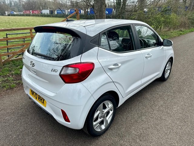 Hyundai I10 1.0 Se Connect Hatchback Euro 6 White #4