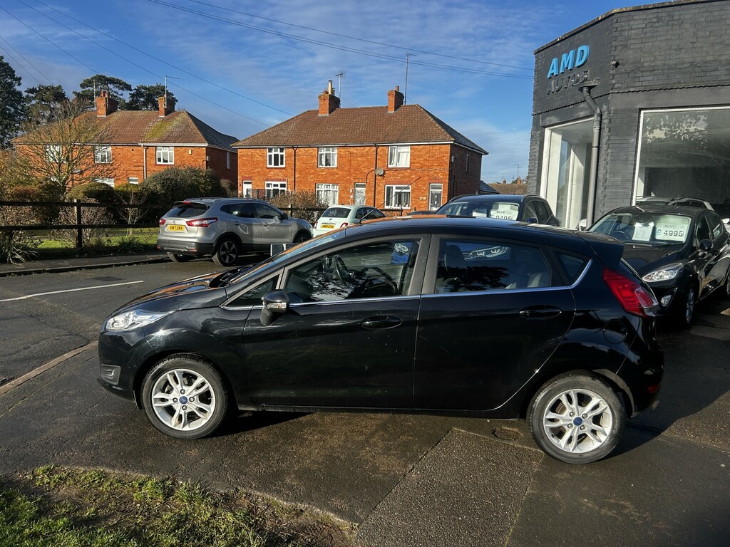 Ford Fiesta Hatchback 1.0 T Ecoboost Zetec 2016 WM65LLO Black #2