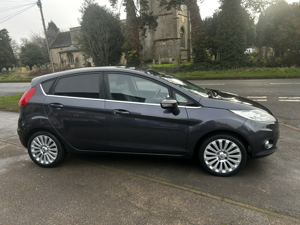 Ford Fiesta Hatchback 1.4 Titanium 2009 EJ09EWE Grey #6