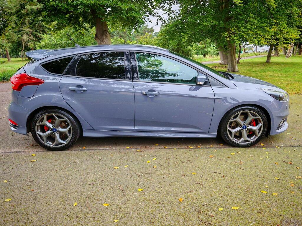 Ford Focus Hatchback 2.0 Tdci St-3 Euro 6 Ss 201818 FN18LSX Grey #3