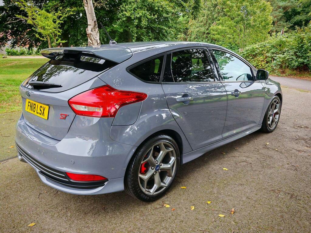 Ford Focus Hatchback 2.0 Tdci St-3 Euro 6 Ss 201818 FN18LSX Grey #4