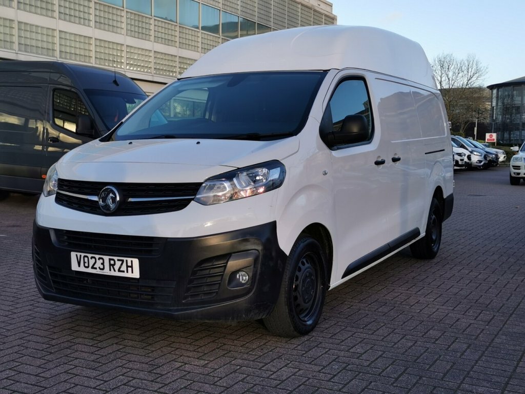 Vauxhall Vivaro 1.5L Prime 6Dr VO23RZH White #3