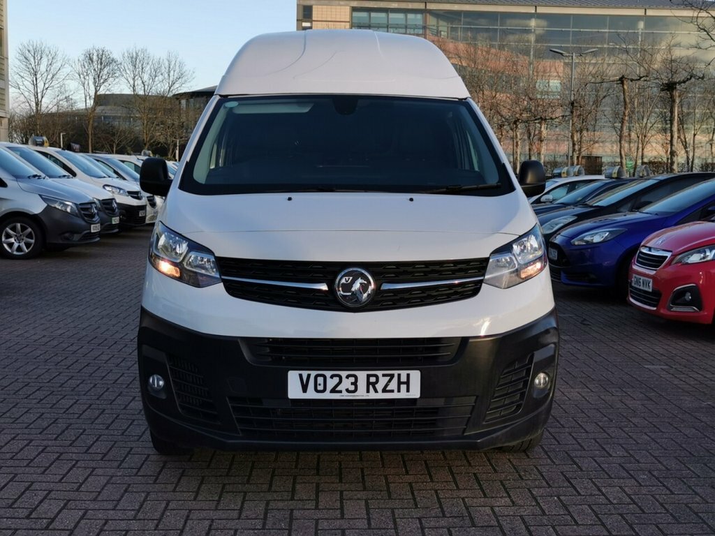Vauxhall Vivaro 1.5L Prime 6Dr VO23RZH White #2