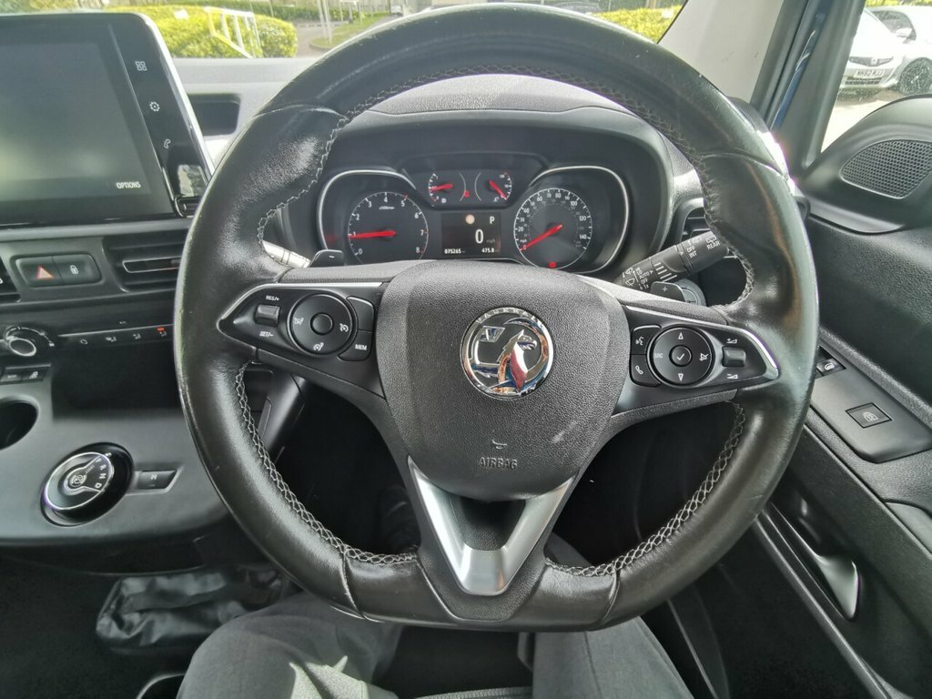 Vauxhall Combo Life 1.5L Energy DS69UBW Blue #6