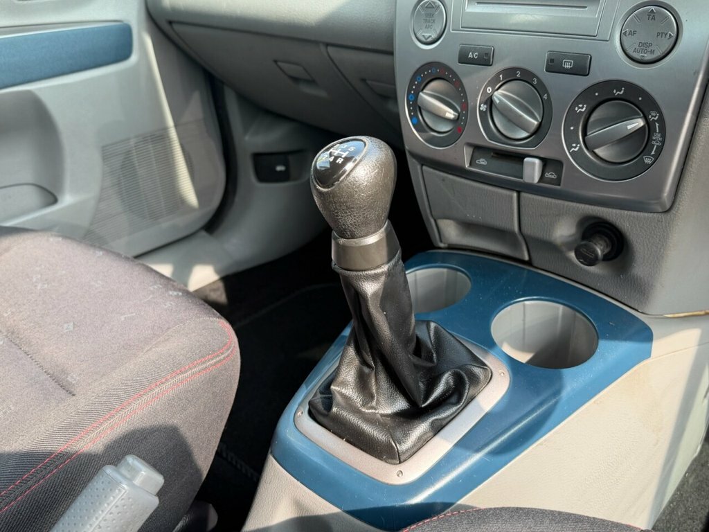 Mazda 2 1.6 Capella Black #34
