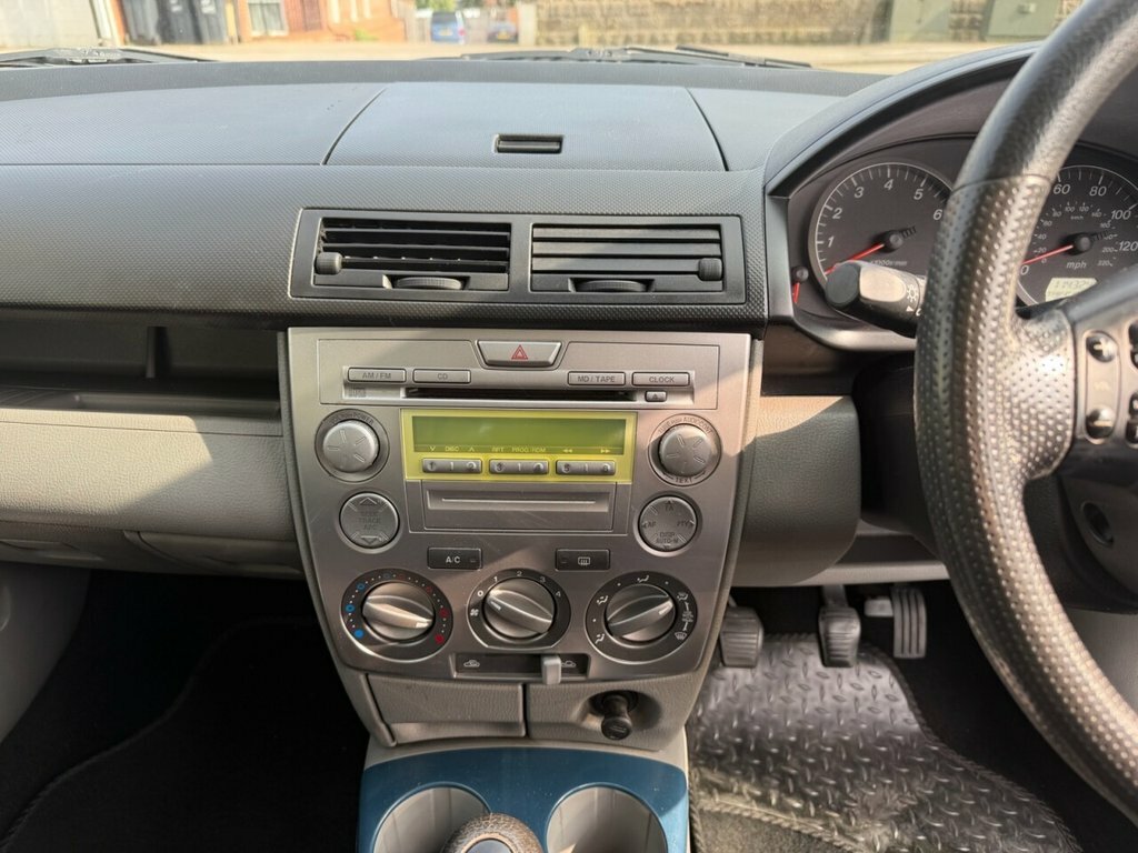 Mazda 2 1.6 Capella Black #9