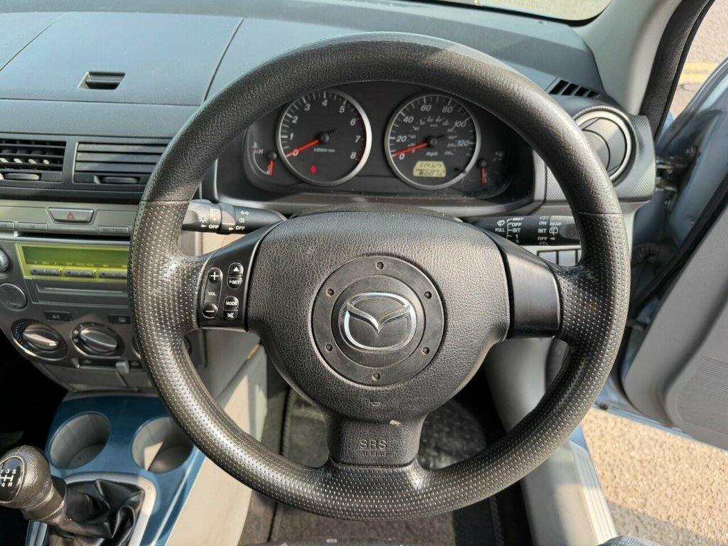 Mazda 2 1.6 Capella Black #10