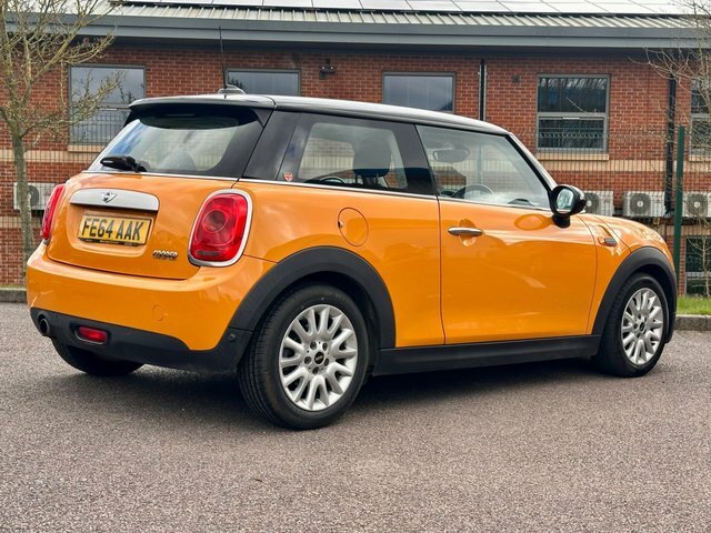 Mini Hatch Cooper Hatchback FE64AAK Orange #4