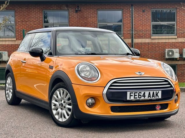 Mini Hatch Cooper Hatchback Orange