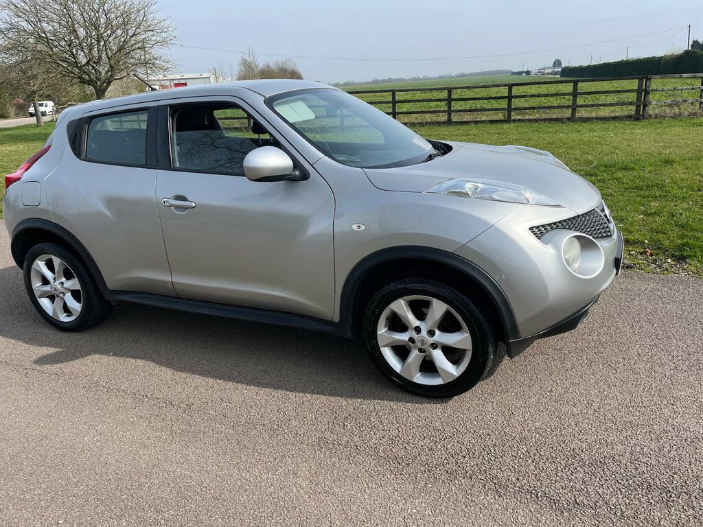Nissan Juke 1.6 Acenta Hatchback BK62DHD Silver #2