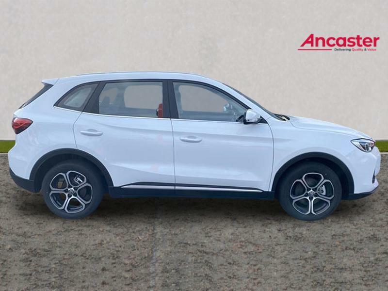 MG ZS 1.5 Hybrid Se LA75EOL Silver #2