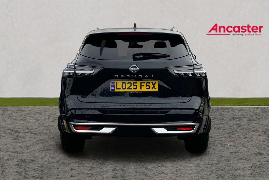 Nissan Qashqai 1.3 Dig-t Mh Tekna LD25FSX Black #4