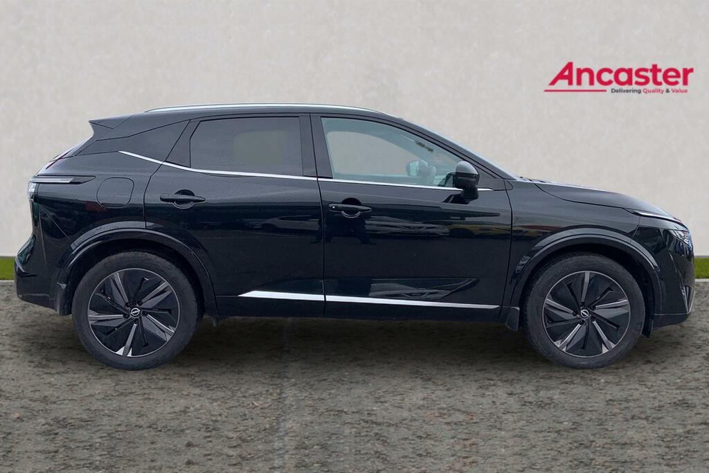 Nissan Qashqai 1.3 Dig-t Mh Tekna LD25FSX Black #2