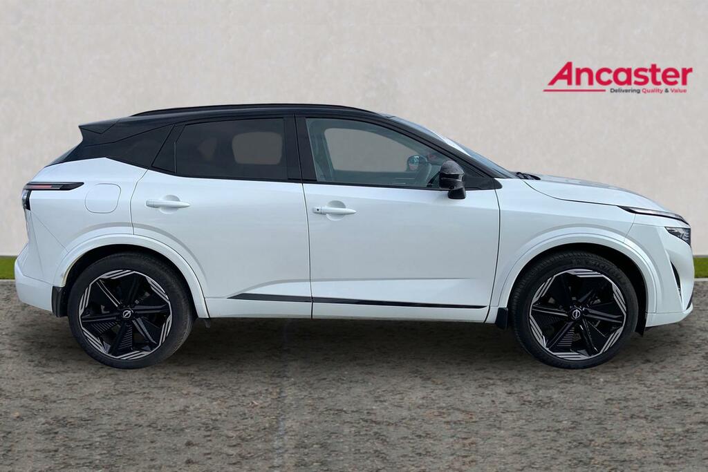 Nissan Qashqai 1.3 Dig-t Mh N-design LD25FZC Black #2