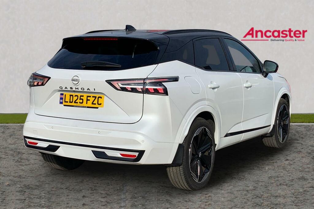 Nissan Qashqai 1.3 Dig-t Mh N-design LD25FZC Black #3
