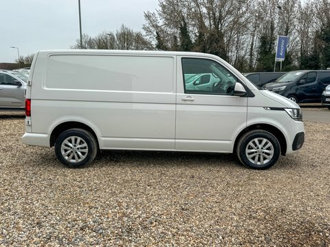 Volkswagen Transporter Swb L1h1 Low DG70MZE White #5