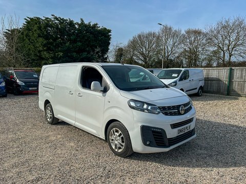 Vauxhall Vivaro Lwb L2h1 Low DN69PLV #3