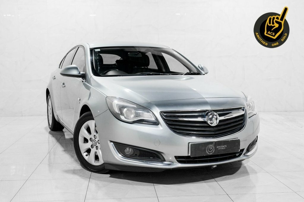 Vauxhall Insignia Hatchback DS15DBZ Silver