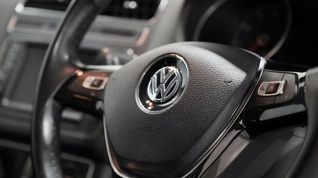 Volkswagen Polo 1L Se MW65CKP White #3