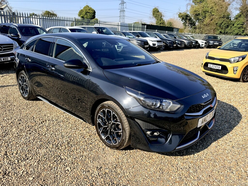 Kia Proceed Estate 1.5 T-gdi Gt-line Shooting Brake Euro 6 Black