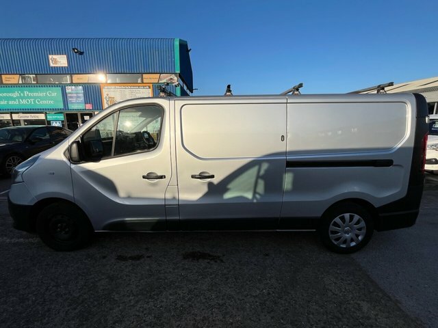 Renault Trafic Dci Energy 30 Business ML71TOU Silver #6