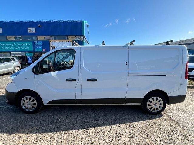 Renault Trafic Dci Energy 30 Business MF71YFO White #6