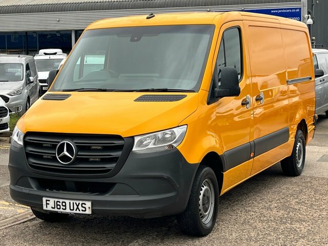 Mercedes-Benz Sprinter 316 Cdi Panel Van FJ69UXS Yellow #3