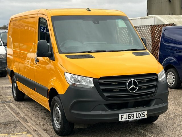 Mercedes-Benz Sprinter 316 Cdi Panel Van Yellow