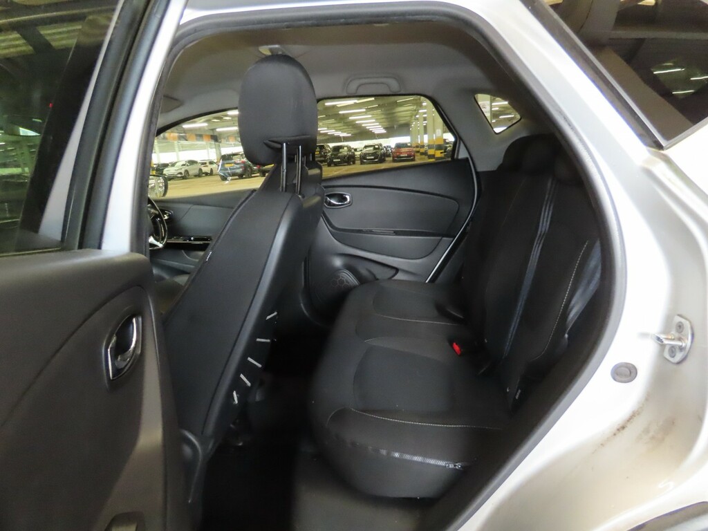 Renault Captur Suv 1.5 Dynamique S Nav Dci 90 Silver Di YE65UUJ Silver #4