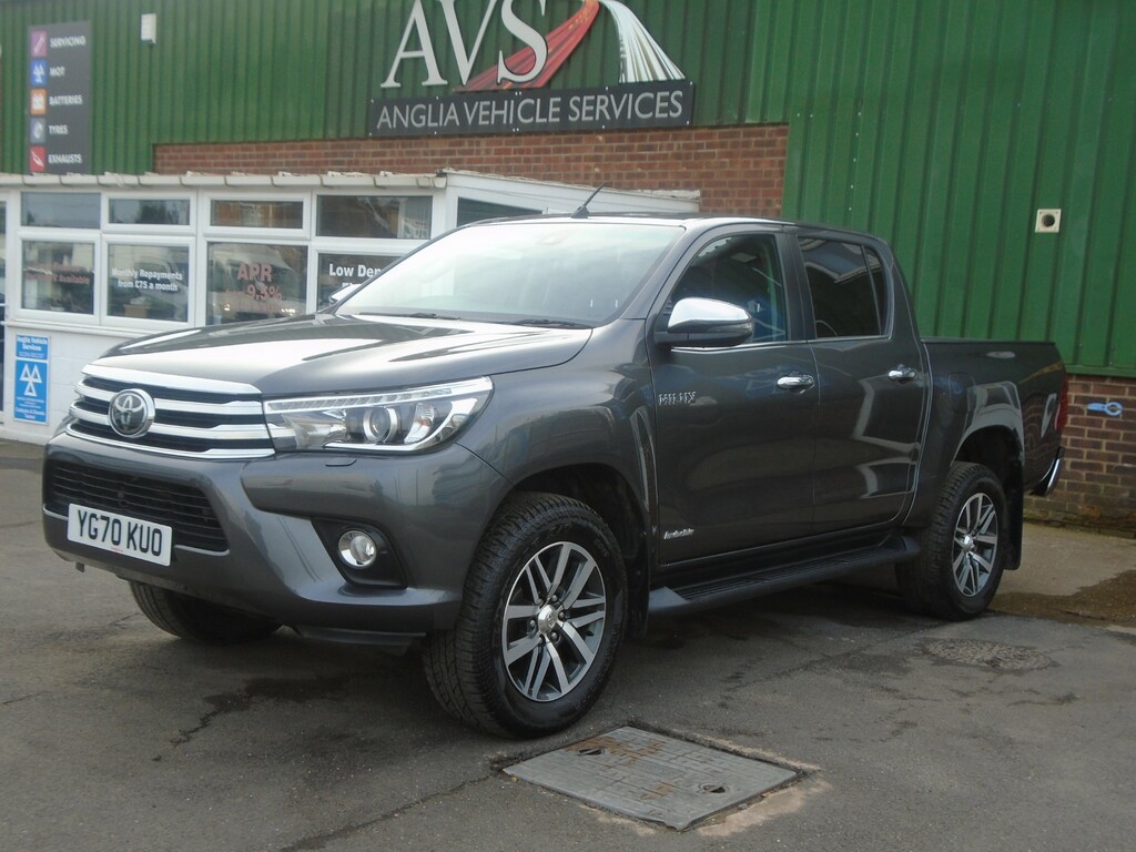 Toyota HILUX Invincible 4Wd D-4d Dcb 