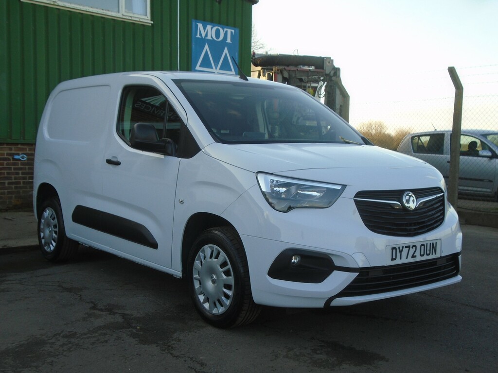 Vauxhall Combo L1h1 2300 Sportive DY72OUN  #3