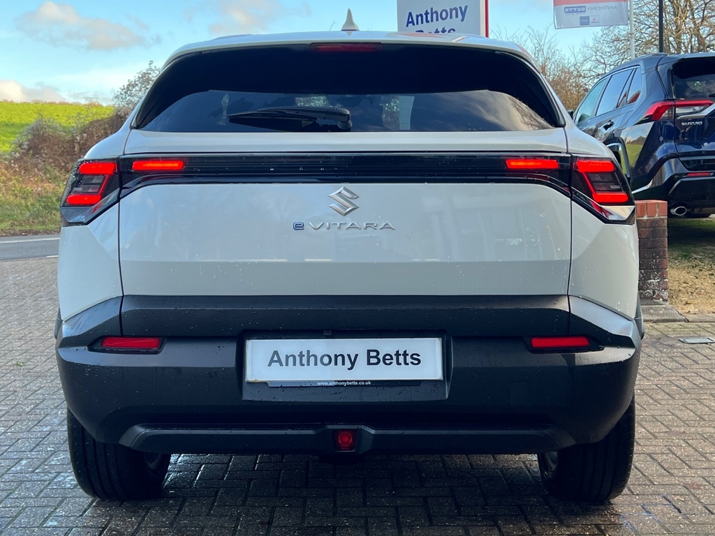 Suzuki Vitara 135Kw Motion Allgrip-e 61Kwh LK26VGO White #5