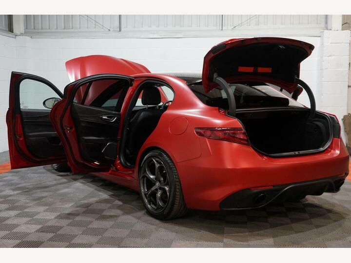Alfa Romeo Giulia 2.0T Veloce Ti Euro 6 Ss Red #6