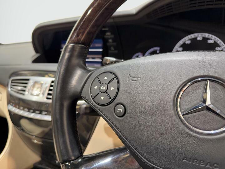 Mercedes-Benz CL 4.7 V8 Cgi Blueefficiency G-tronic Coupe Silver #38