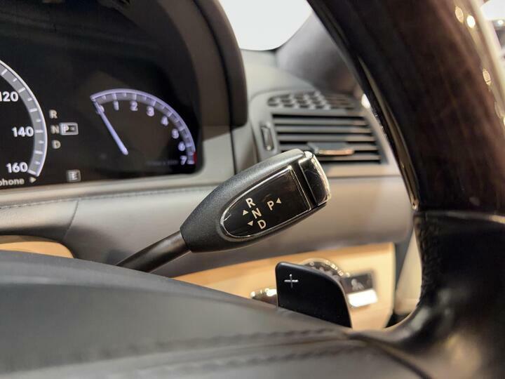 Mercedes-Benz CL 4.7 V8 Cgi Blueefficiency G-tronic Coupe Silver #40