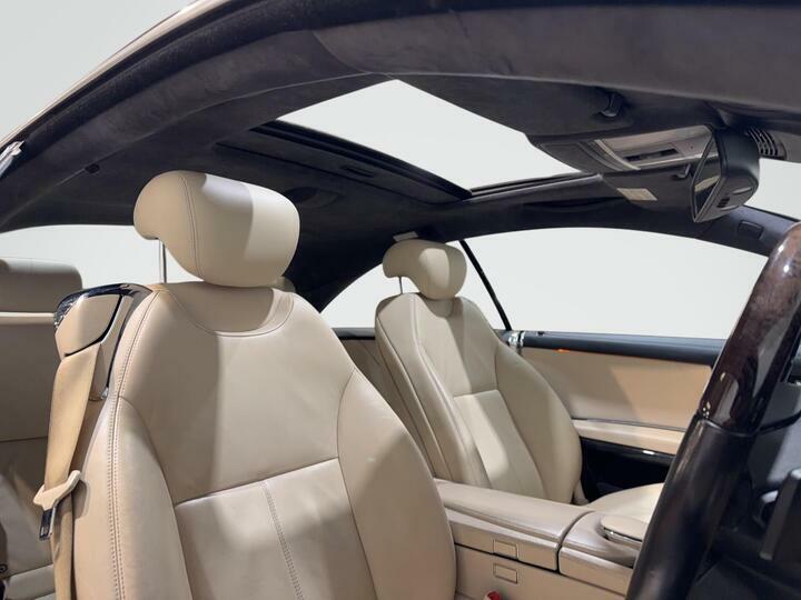 Mercedes-Benz CL 4.7 V8 Cgi Blueefficiency G-tronic Coupe Silver #31
