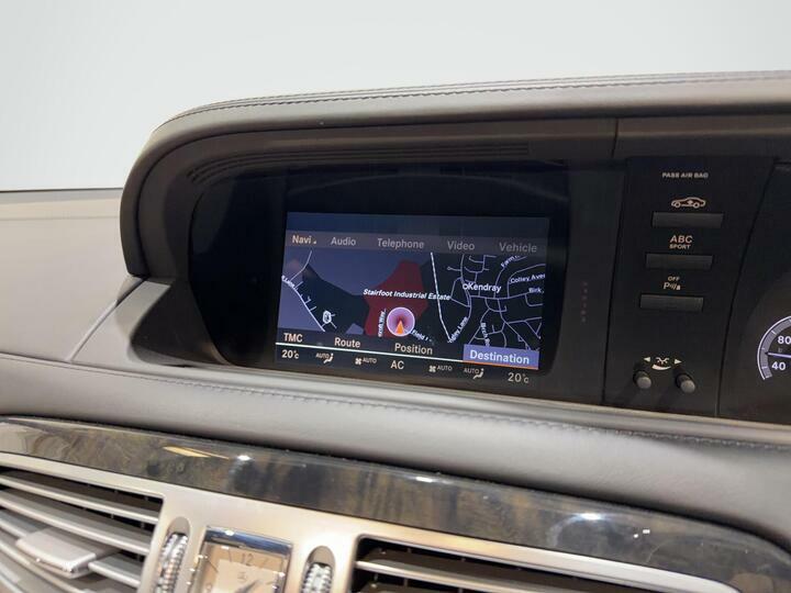 Mercedes-Benz CL 4.7 V8 Cgi Blueefficiency G-tronic Coupe Silver #53