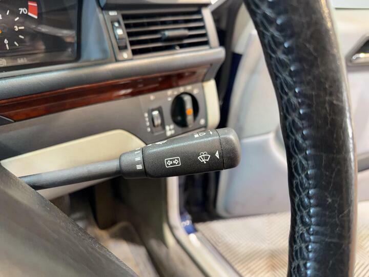 Mercedes-Benz E Class E220 2dr Auto Silver #25