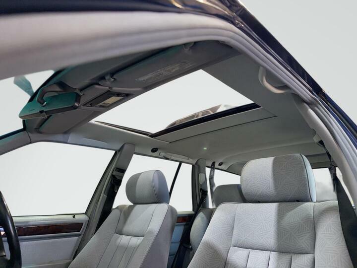 Mercedes-Benz E Class E220 2dr Auto Silver #14