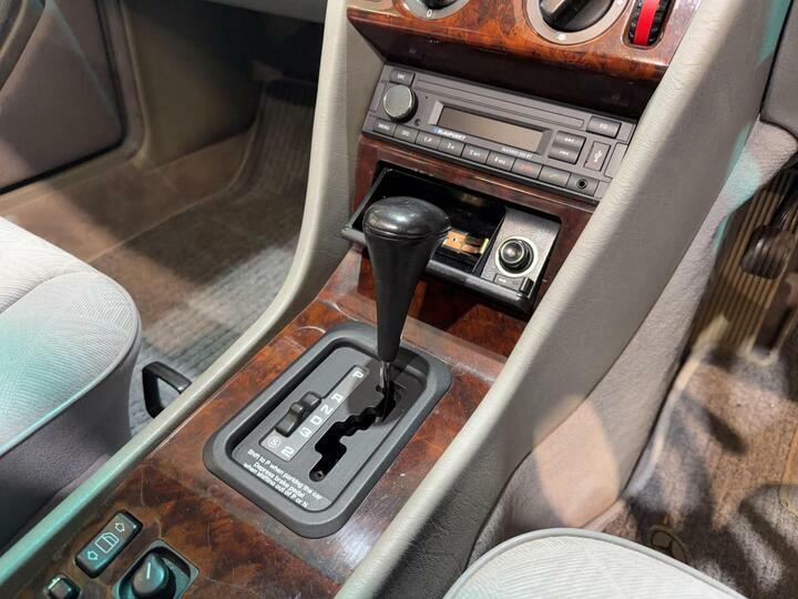 Mercedes-Benz E Class E220 2dr Auto Silver #20