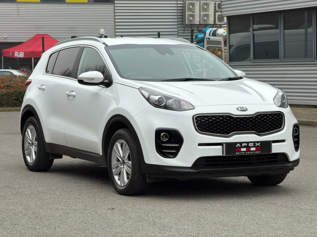 Kia Sportage 1.7 Crdi 2 Euro 6 Ss White #3