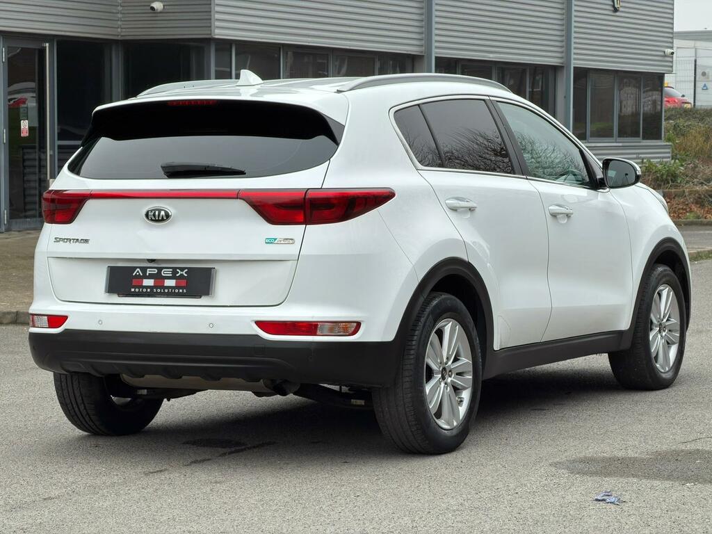 Kia Sportage 1.7 Crdi 2 Euro 6 Ss White #5