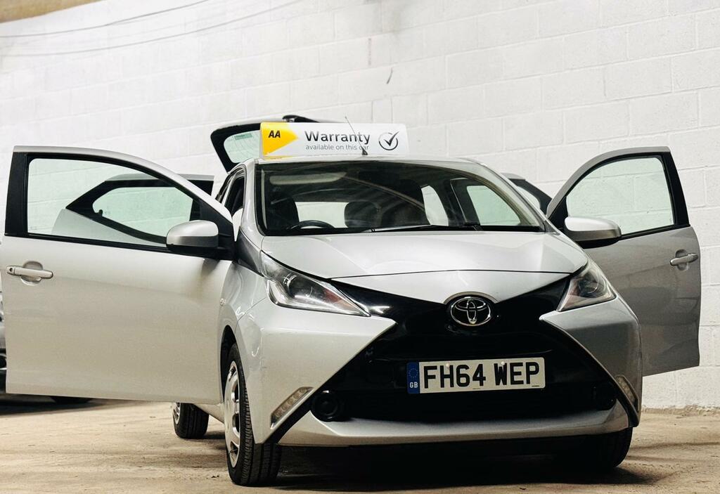 Toyota Aygo 1.0 Vvt-i X-play Euro 5 Euro 5 FH64WEP Silver #4